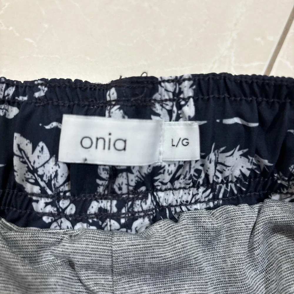 $125 Onia Men's L Comfort Lined Swim Trunks - Size Large 6